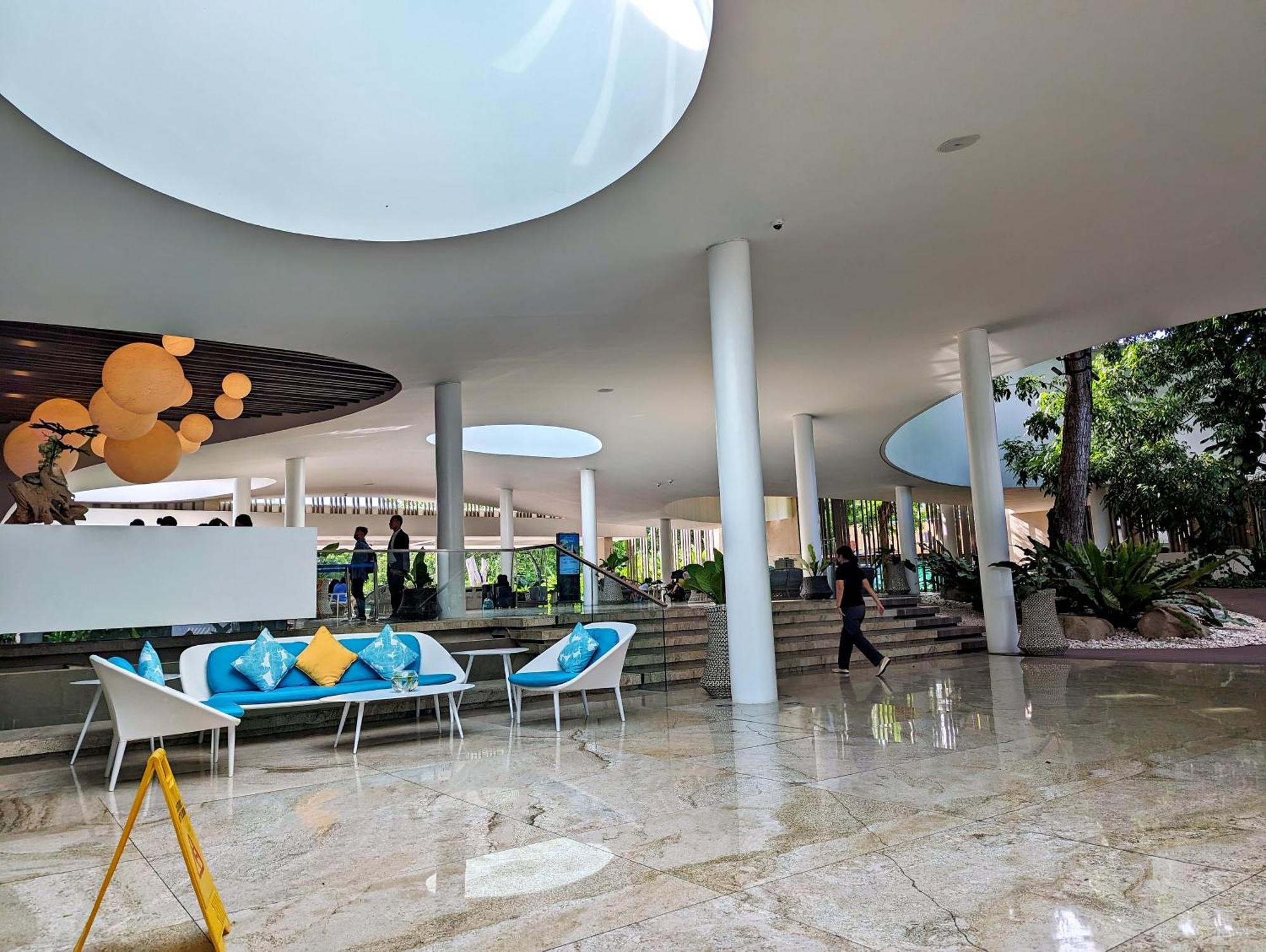 Dominiks Quite And Elegant Studio Ocean View Pool At Tambuli Resort High Floor Мактан Екстериор снимка